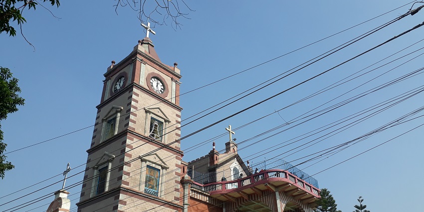 An image of Bandel Church with its historic architecture near Tarakeswar Temple