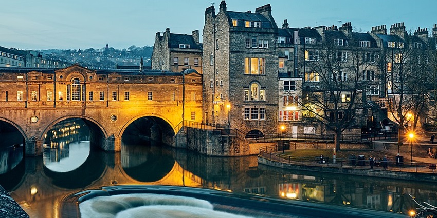 Bath is among the best places to visit in England in August featuring best Georgian architecture and relaxing thermal spas