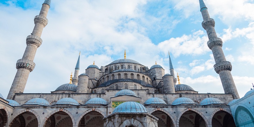 An image resembling the Berlin Mosque, one of the holy mosques in Germany with its elegant structure