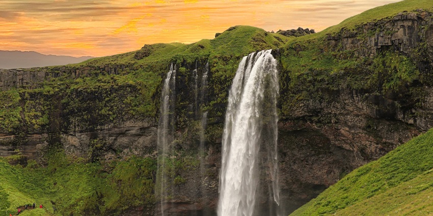 An image resembling Sileru Waterfalls, one of India's popular places to visit.