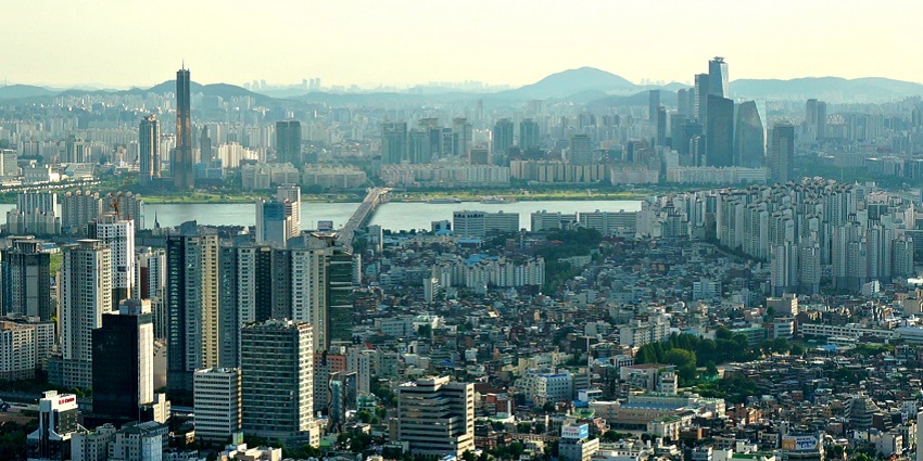 The panoramic view of the South Korea skyline.