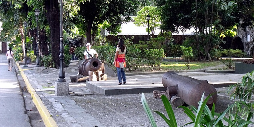 The best time to visit Fort Santiago is from November to April, during the dry season.