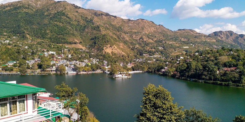 Image of Bhimtal and its lake surrounded by mountains - places to visit near Kathgodam
