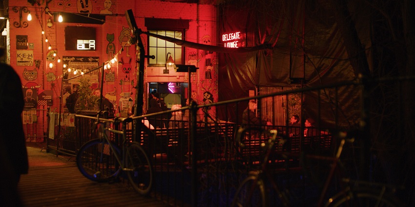 An image capturing the real essence of Oslo nightlife experience in the iconic spot Blå