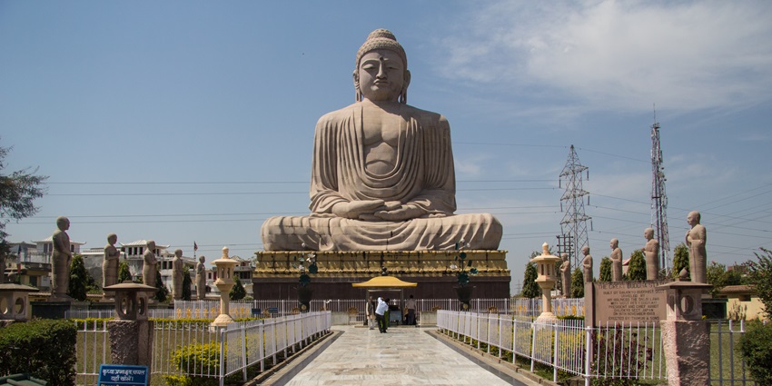 A huge statue of Lord Buddha in the temple in Bodh Gaya, a place to visit in East India