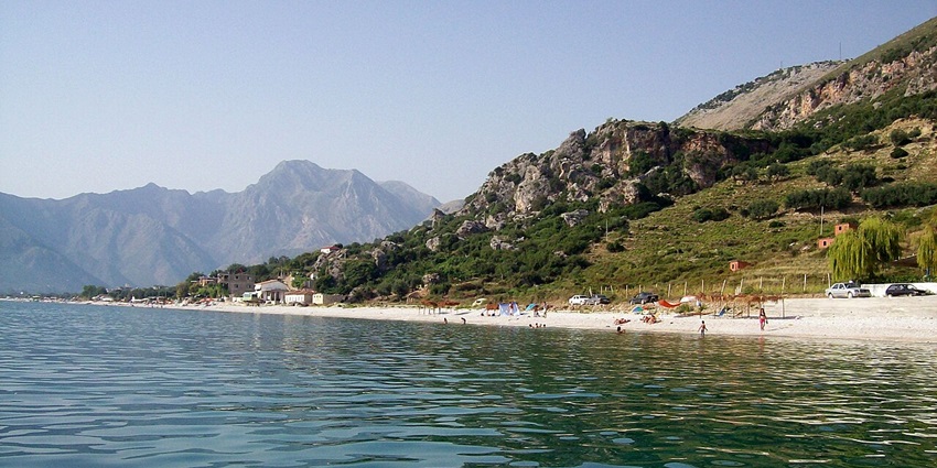Beachside Albania nightlife in Borsh with cosy cafés and glowing lights.