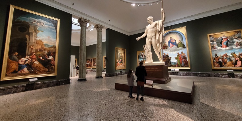 Frontal view of Brera Art Gallery,
a major attraction.