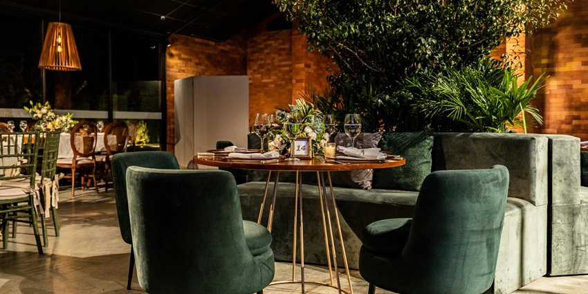 An inside view of the Britannia Restaurant, a top place to relish Seychelles nightlife.
