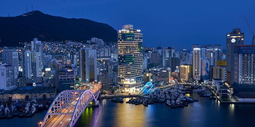 South Korean nightlife in Busan is famous for beaches, seafood, and scenic views.