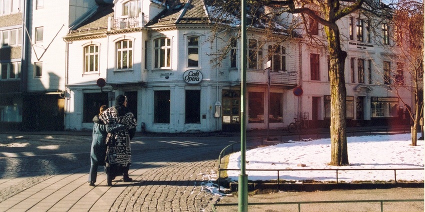 An image showing the Café Opera in Bergen, a great spot for Bergen nightlife.