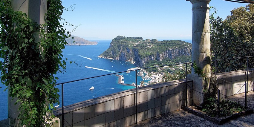A mesmerising aerial view of Capri Harbour - one of the best places to visit in Italy.