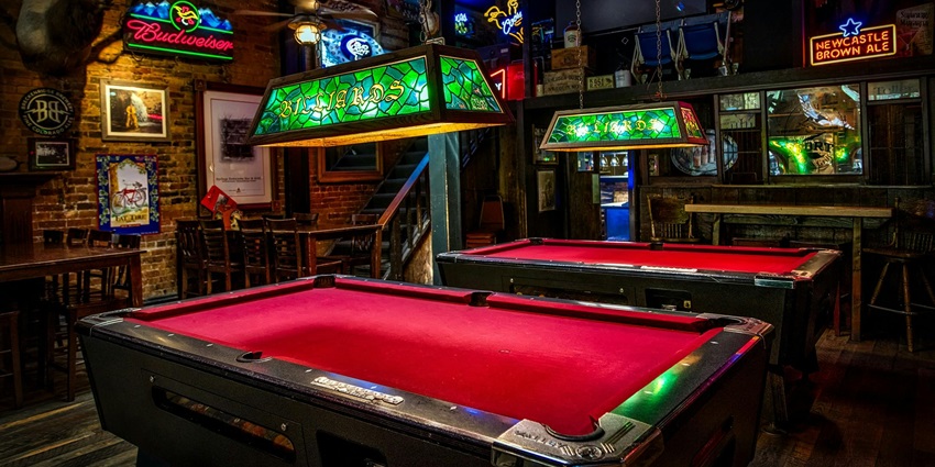 Image of the cele bar and restaurant with the pool table and other activities