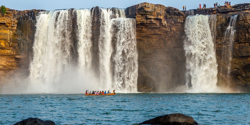 An image showing Chitrakote Falls, recognised as among the largest waterfalls in India