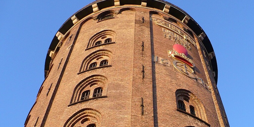 An image showing a view of The Round Tower in Copenhagen, a remarkable thing to see in Copenhagen