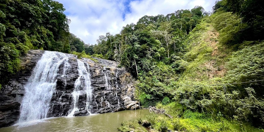 An image Waterfall (Coorg) in Karnataka, a region known for its coffee plantations and hills
