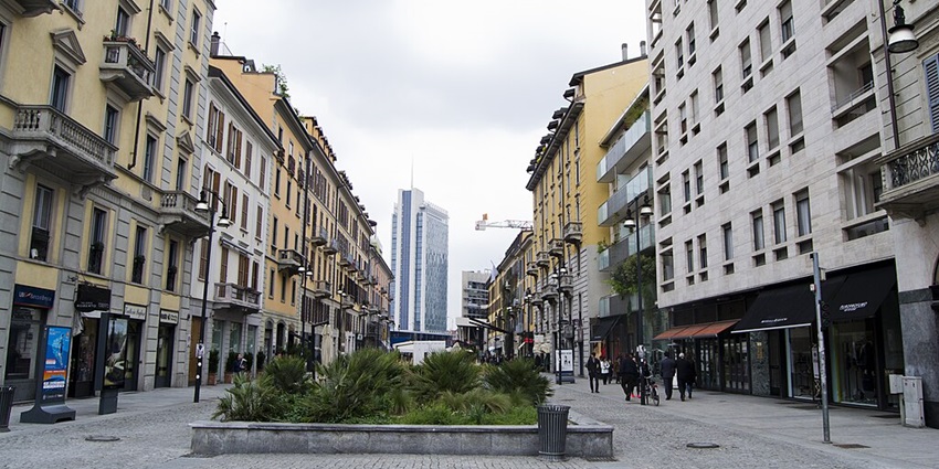 Streets of Corso Como, a luxury shopping destination for shopping in Milan, Italy.