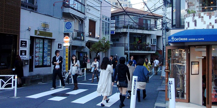 Stylish neighbourhood featuring boutique shops and trendy cafes.