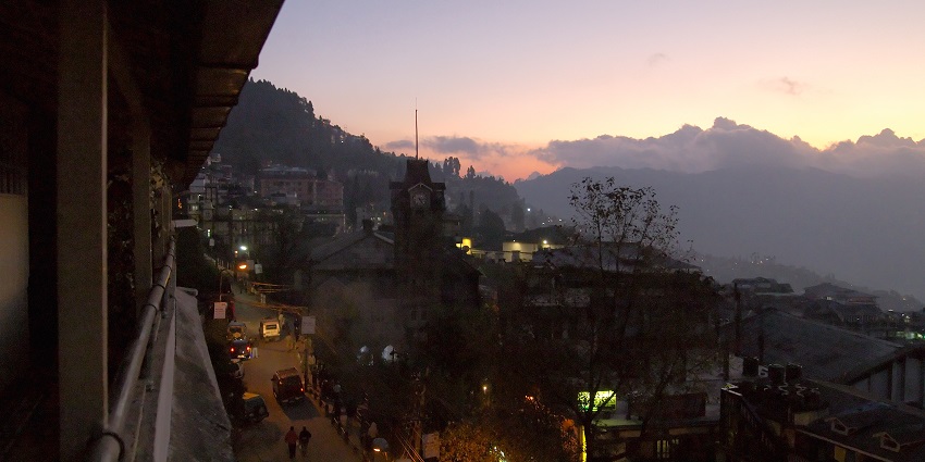 Beautiful view of Darjeeling, West Bengal. One of the finest places to visit in India in April and May.