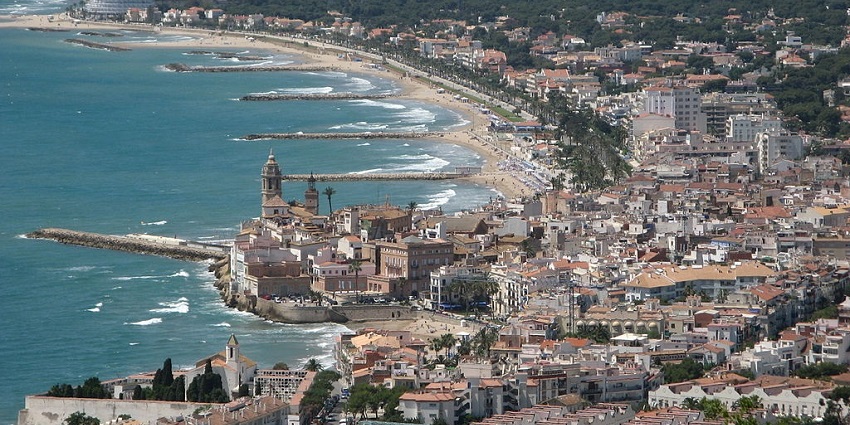 The stunning cityscape of Sitges, Spain - best things to do in Barcelona in September