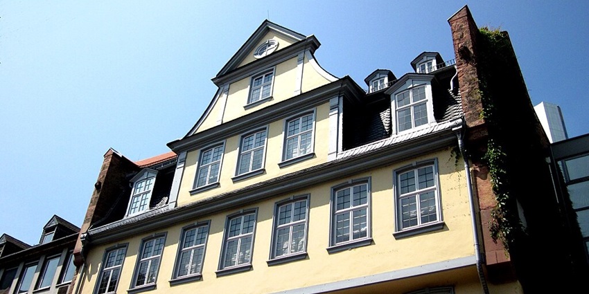 An image of the Goethe House, one of the best things to see in Frankfurt, Germany.