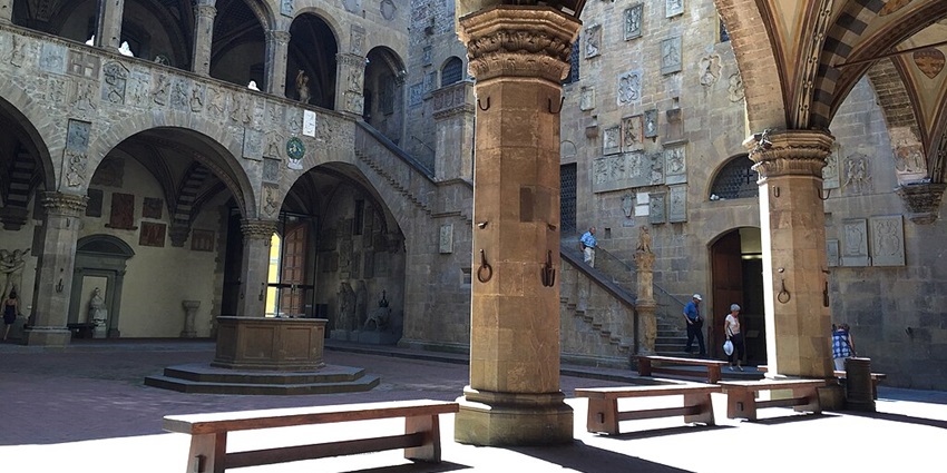 Discover incredible works by Donatello and Michelangelo at the Bargello.