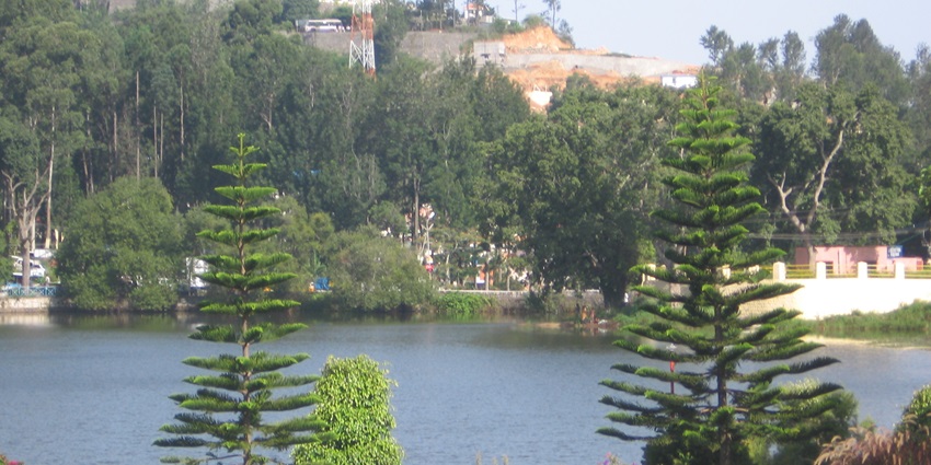 Boating on Yercaud Lake is one of the best things to do in Salem for every visitor.