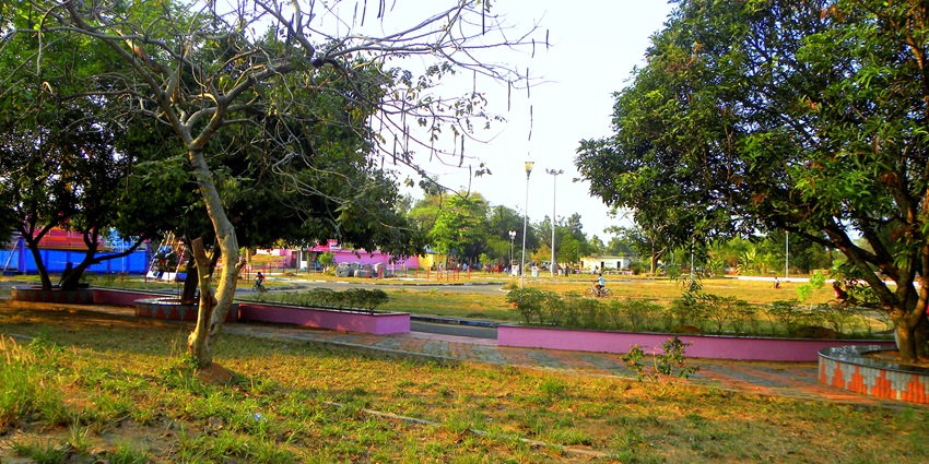 The colourful swimming pool at the children’s park closed with a long barricade