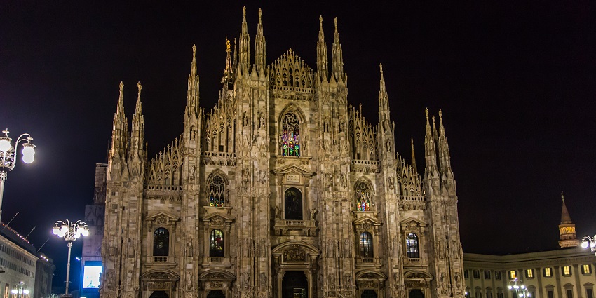 Milan Nightlife: Explore the streets of Navigli District and witness the marvels