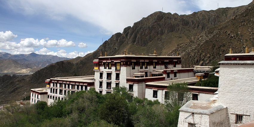 Halls and temples are a special attraction of the Drepung Monastery.