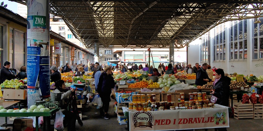Exploring the Weekend Flea and Antique Markets is a great experience.