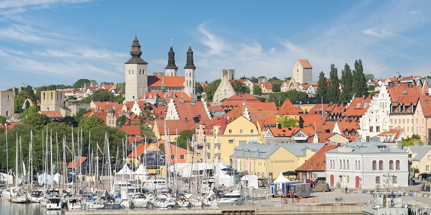 An image of Visby’s medieval town wall and historic streets, one of Sweden's best things to see