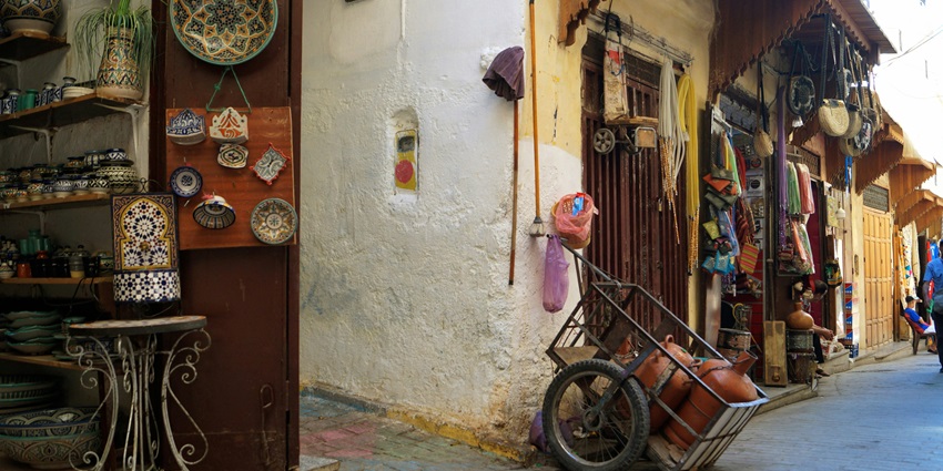 A market view of Fès-Meknès, showcasing historic architecture and vibrant city life