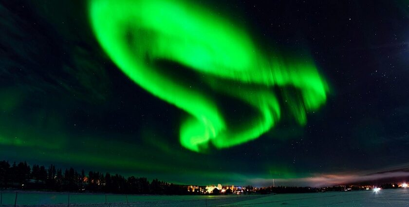 An image of Northern Lights showcasing the magical part of experiencing Finland Nightlife