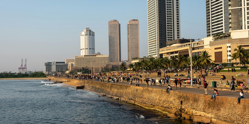 Seaside park with green spaces and stunning ocean views, featured in Colombo city guide.