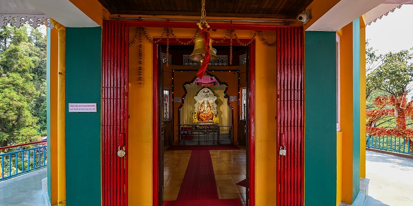 The view of Ganesh temple at Gangtok with the idol of lord Ganesh inside the temple.
