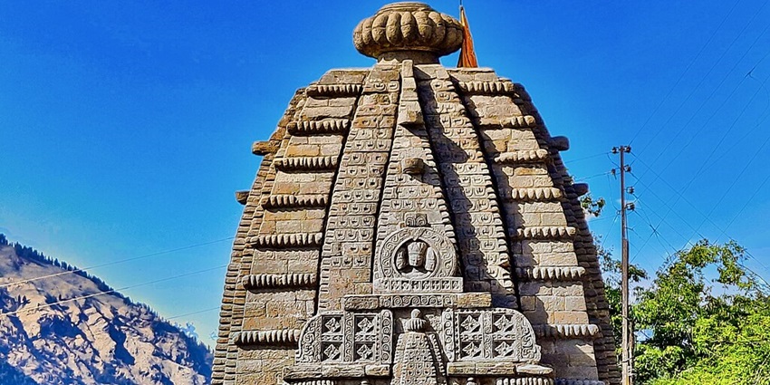 Among top places to visit in Shiva temples in Haridwar for serenity.