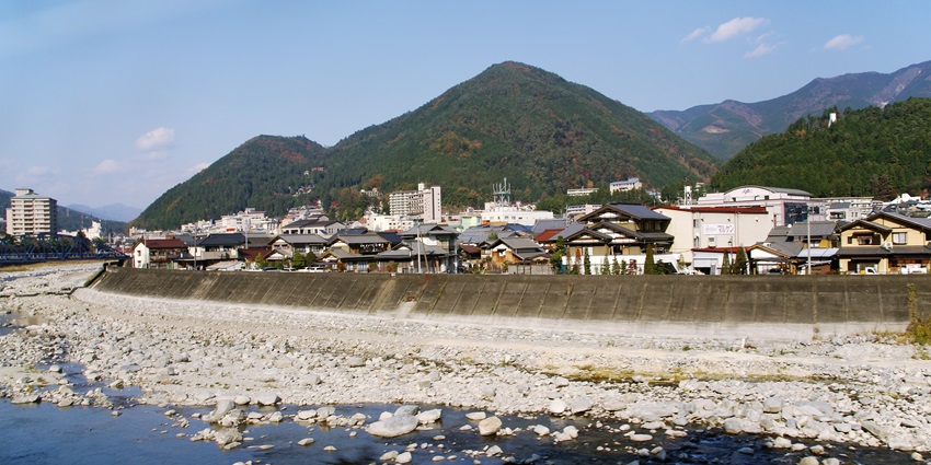 One of Japan’s top three onsens, offering relaxing baths.
