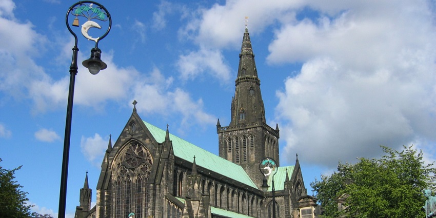 Glasgow Cathedral, a stunning medieval landmark, is one of the top places to visit in Glasgow