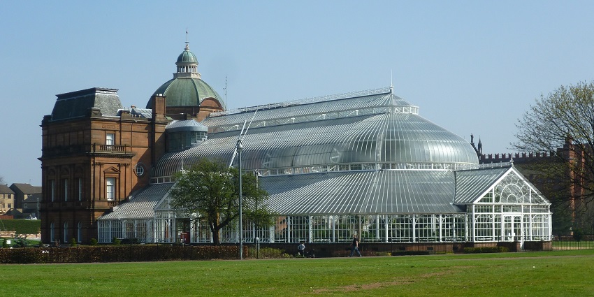 Glasgow Green, a must-see among places to visit in Glasgow, is the city's oldest public park