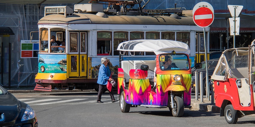 Tuk-tuk ride is one of the Top 10 things to do on Valentine’s Day in Portugal