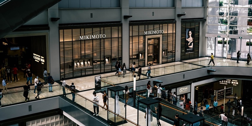 A representative picture of a shopping mall, where you can have a great time.