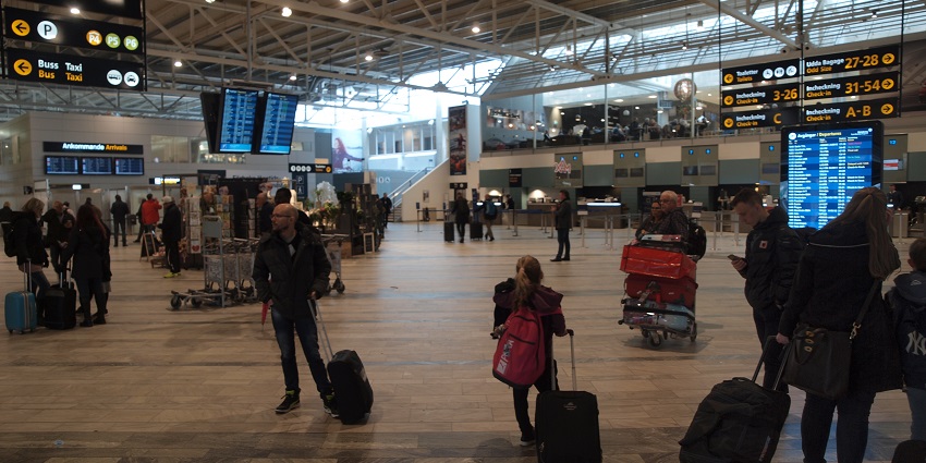 An image of the interior of Göteborg Landvetter Airport, a major airport in Sweden.