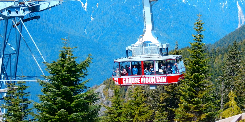 Majestic peak with hiking, Skyride, and panoramic Vancouver views, highlighted in Vancouver travel guide