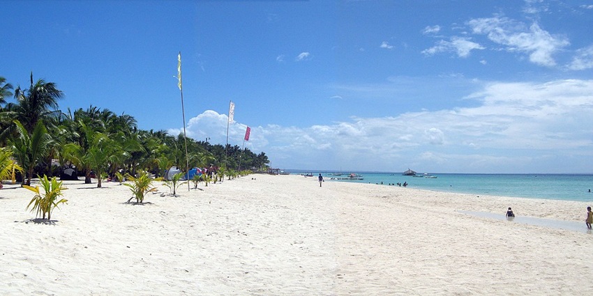 The Guimbitayan beach boasts white sands and crystal-clear waters, making it one of the go-to Cebu beaches.
