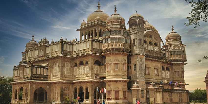An image of the Krishna Temple in Gujarat, one of the best heritage sites in India.