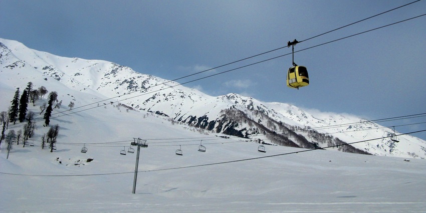 Popular Gondola ride in Gulmarg, showing the place’s beautiful landscape.