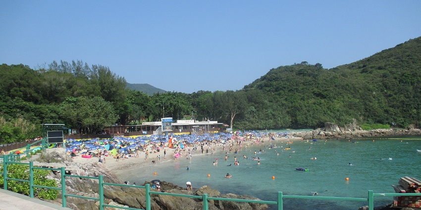 The Hong Kong beaches include Half Moon Bay, famous for its crescent-like shape.