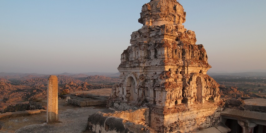 Step back in time as you explore the ancient ruins of Hampi, a UNESCO heritage site.
