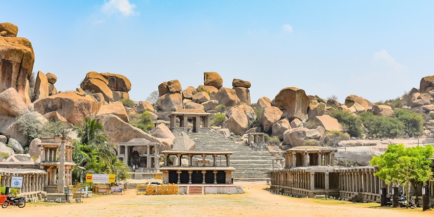 An image of Temple in Hampi, one of the places to see in February