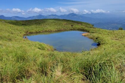 A picture of the Heart Shaped Lake in Kerala, showcasing its unique heart shape.